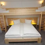 Gita's Haus 3*