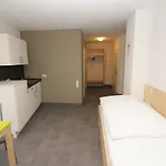 Gita's Haus מלון דירות