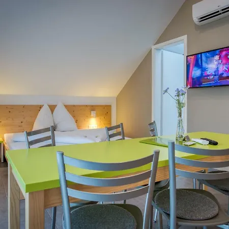 公寓式酒店 Gita's Haus 3*