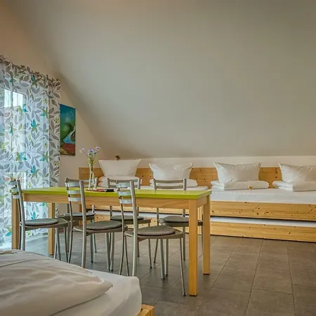 غيتايس هاوس شقة فندقية روست