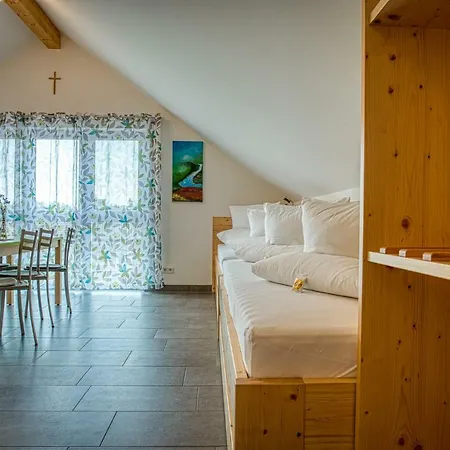 Gita's Haus 3* 鲁斯特
