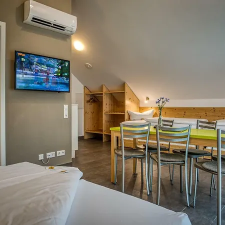 غيتايس هاوس شقة فندقية روست