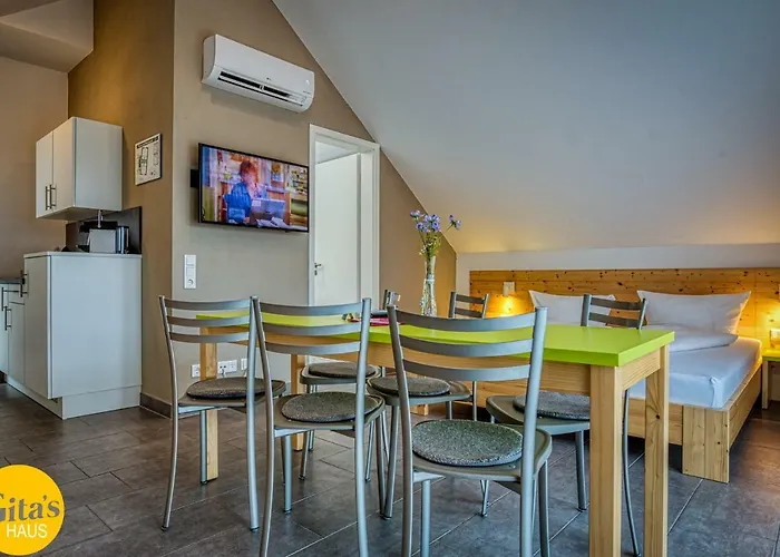 Gita's Haus Aparthotel